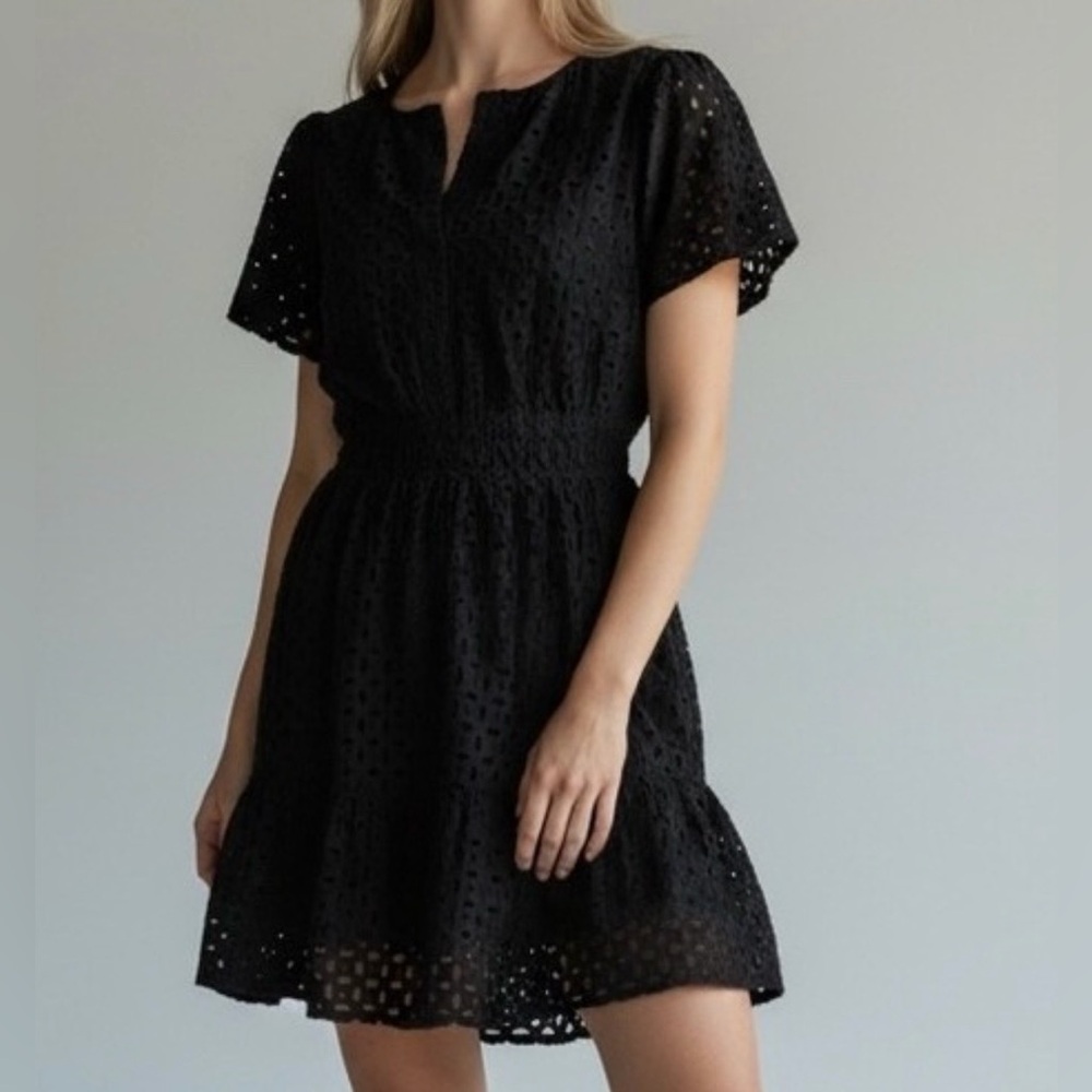 NEW Pretty Garden Medium Black Eyelet Midi Dress Smocked Waist Ruffle Hem‎